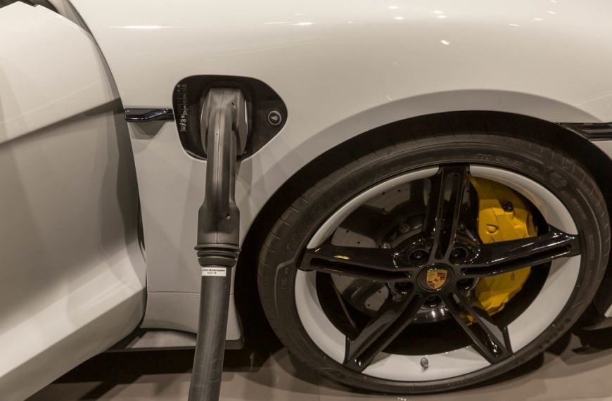 Porsche Car Charging